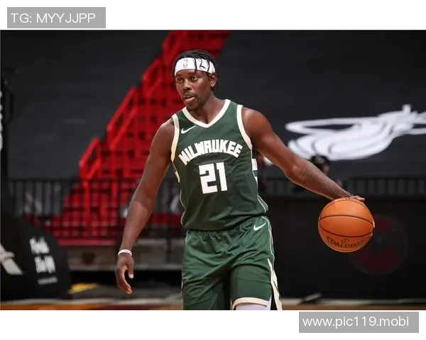 雄鹿队里弗斯暗示字母哥即将复出，神秘回应引发猜测